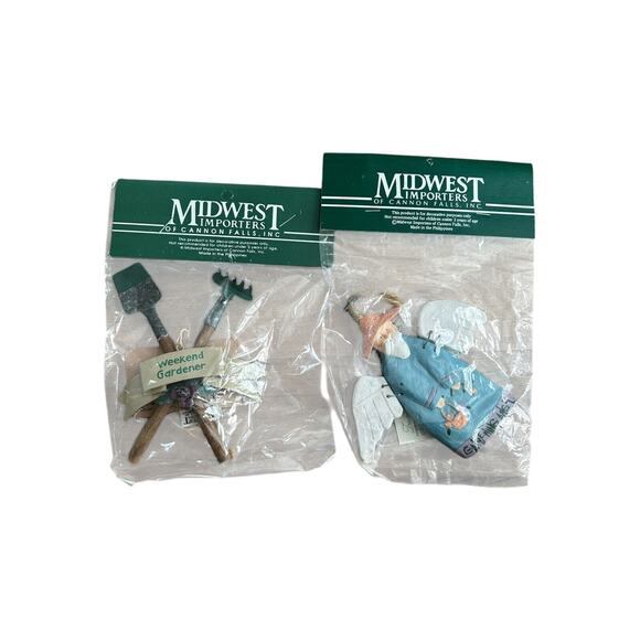 Midwest Importers Vintage Weekend Gardener& Angel Rustic Christmas Ornament - Picture 1 of 4